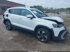 3VVVC7B2XSM024621 2025 VOLKSWAGEN TAOS