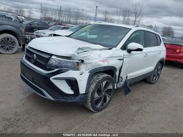 3VVVX7B20PM358233 2023 VOLKSWAGEN TAOS - Image 2