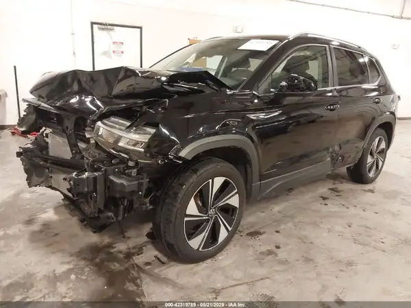 3VVVX7B20RM047534 2024 VOLKSWAGEN TAOS - Image 2