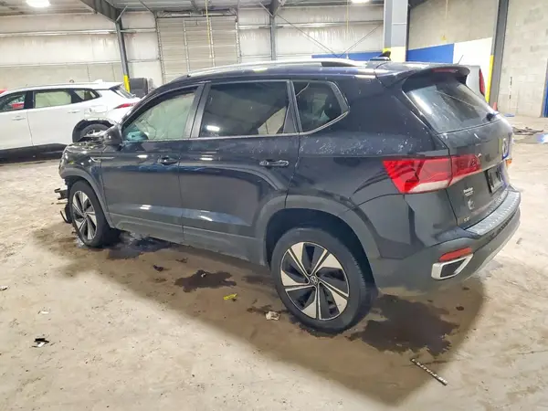 3VVVX7B21RM058929 2024 VOLKSWAGEN TAOS - Image 2