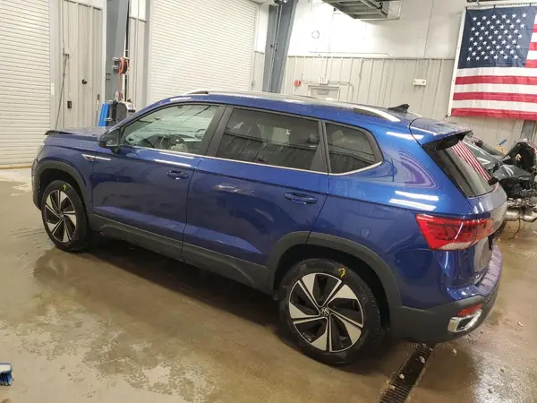 3VVVX7B21RM081854 2024 VOLKSWAGEN TAOS - Image 2