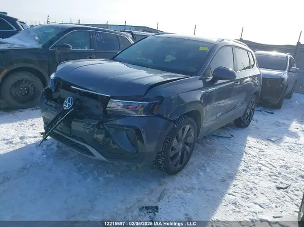 3VVVX7B21RM114738 2024 VOLKSWAGEN TAOS - Image 2