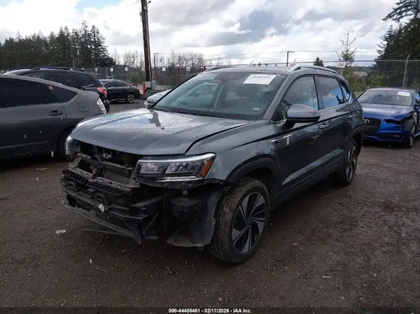 3VVVX7B21RM121186 2024 VOLKSWAGEN TAOS - Image 2