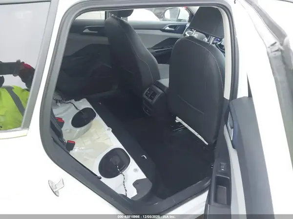 3VVVX7B22RM066246 2024 VOLKSWAGEN TAOS - Image 8