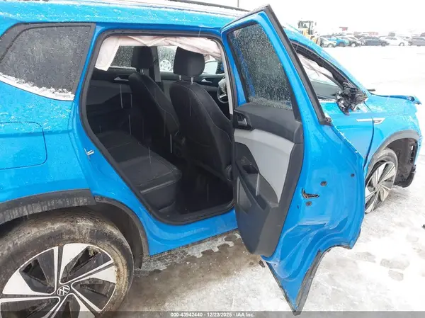 3VVVX7B23PM362244 2023 VOLKSWAGEN TAOS - Image 8