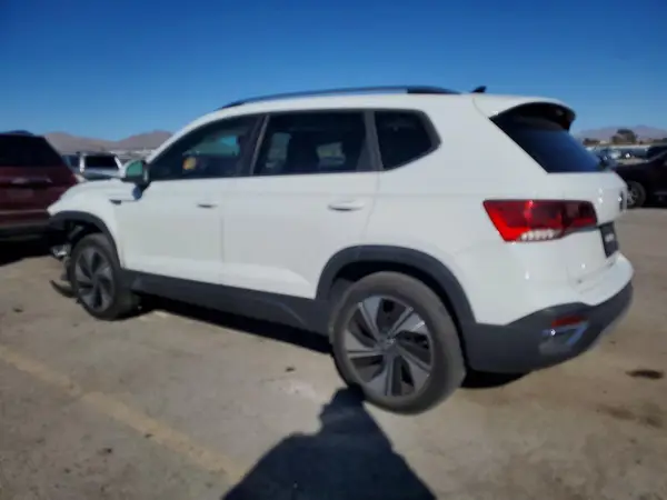 3VVVX7B23RM053988 2024 VOLKSWAGEN TAOS - Image 2