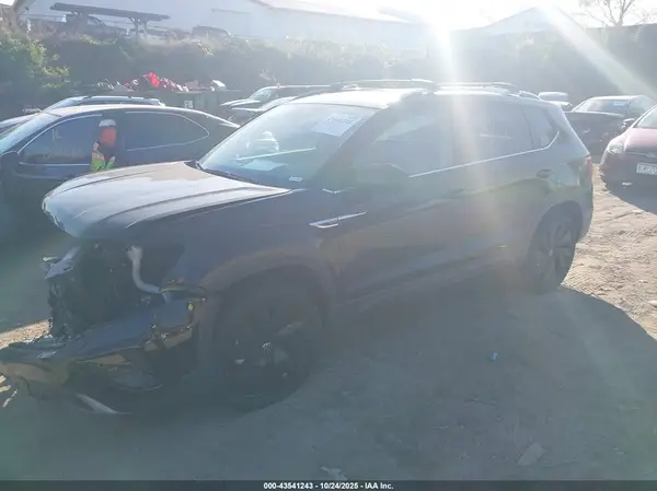 3VVVX7B23RM064022 2024 VOLKSWAGEN TAOS - Image 2