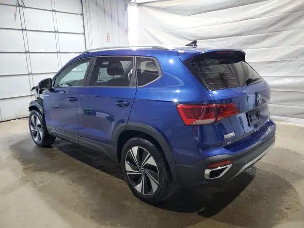 3VVVX7B24PM358008 2023 VOLKSWAGEN TAOS - Image 2