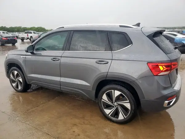 3VVVX7B24RM045964 2024 VOLKSWAGEN TAOS - Image 2