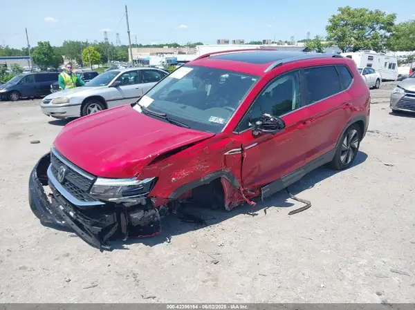 3VVVX7B24RM064630 2024 VOLKSWAGEN TAOS - Image 2
