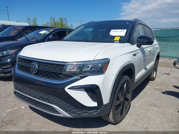 3VVVX7B24RM065647 2024 VOLKSWAGEN TAOS - Image 2