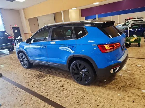 3VVVX7B24RM078754 2024 VOLKSWAGEN TAOS - Image 2