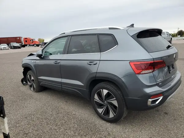3VVVX7B24RM088426 2024 VOLKSWAGEN TAOS - Image 2