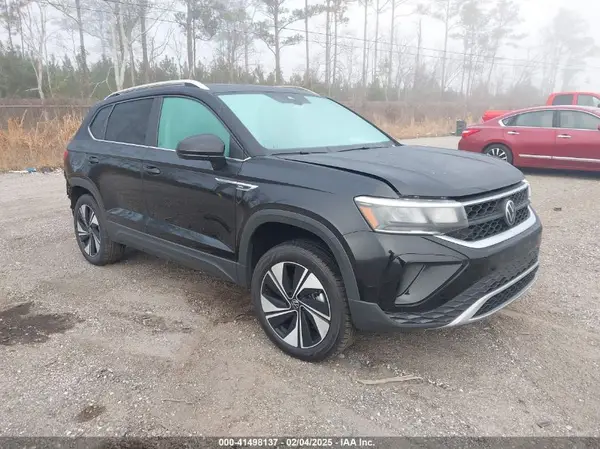 3VVVX7B24RM120565 2024 VOLKSWAGEN TAOS - Image 1