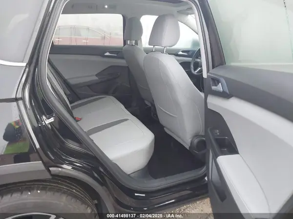 3VVVX7B24RM120565 2024 VOLKSWAGEN TAOS - Image 8