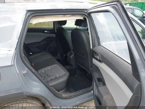 3VVVX7B25PM374217 2023 VOLKSWAGEN TAOS - Image 8