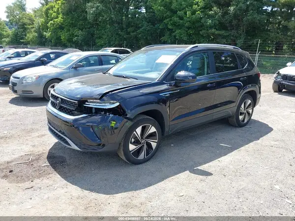 3VVVX7B25RM064359 2024 VOLKSWAGEN TAOS - Image 2
