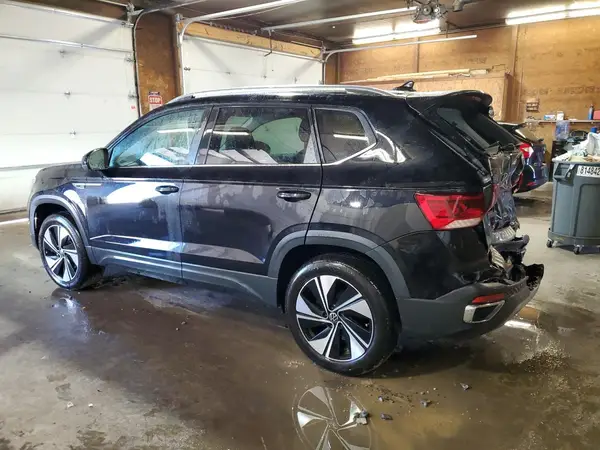 3VVVX7B26RM034576 2024 VOLKSWAGEN TAOS - Image 2