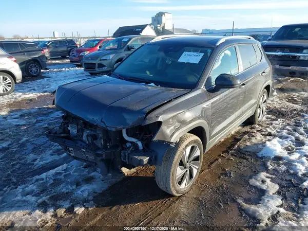 3VVVX7B27RM019553 2024 VOLKSWAGEN TAOS - Image 2