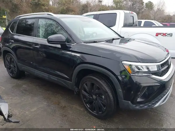 3VVVX7B27RM059423 2024 VOLKSWAGEN TAOS - Image 1
