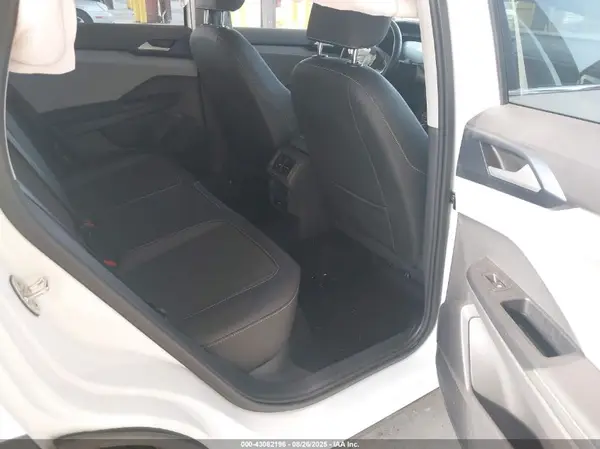3VVVX7B27RM089358 2024 VOLKSWAGEN TAOS - Image 8