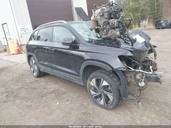 3VVVX7B28PM360103 2023 VOLKSWAGEN TAOS - Image 1