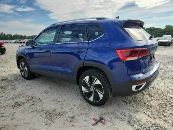 3VVVX7B28RM015964 2024 VOLKSWAGEN TAOS - Image 2