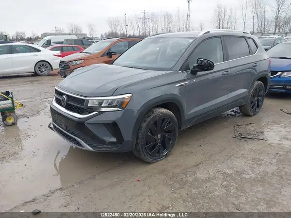 3VVVX7B28RM045238 2024 VOLKSWAGEN TAOS - Image 2