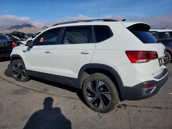 3VVVX7B28RM055932 2024 VOLKSWAGEN TAOS - Image 2