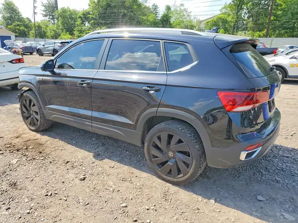 3VVVX7B28RM068423 2024 VOLKSWAGEN TAOS - Image 2