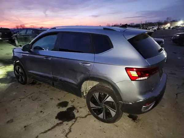 3VVVX7B28RM084606 2024 VOLKSWAGEN TAOS - Image 2