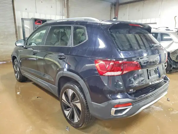 3VVVX7B29RM093038 2024 VOLKSWAGEN TAOS - Image 2