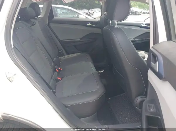 3VVVX7B2XRM010457 2024 VOLKSWAGEN TAOS - Image 8