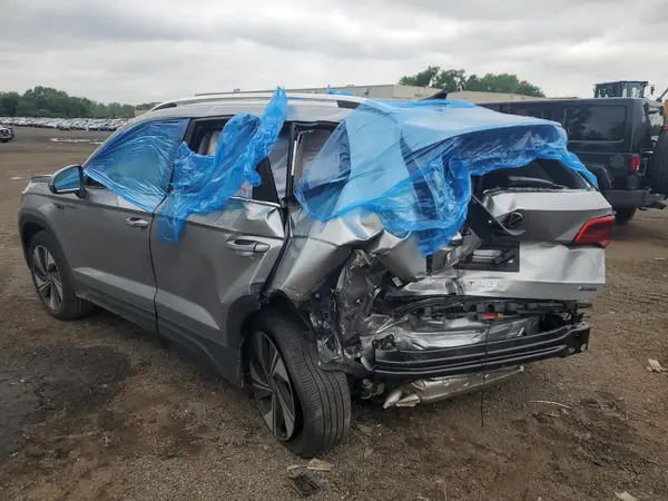 3VVVX7B2XRM036055 2024 VOLKSWAGEN TAOS - Image 2