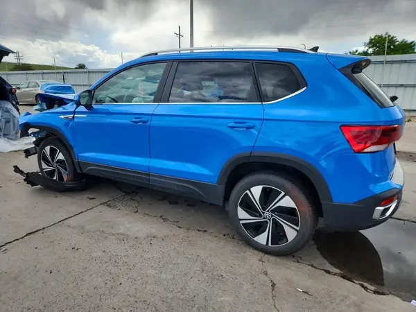 3VVVX7B2XRM047007 2024 VOLKSWAGEN TAOS - Image 2