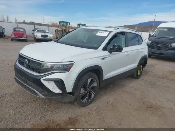 3VVVX7B2XRM131120 2024 VOLKSWAGEN TAOS - Image 2