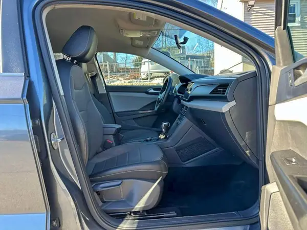 3VVWX7B21NM018915 2022 VOLKSWAGEN TAOS - Image 8