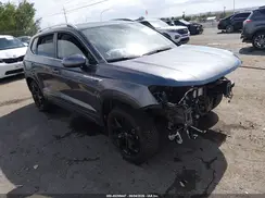 3VVWX7B21NM051803 2022 VOLKSWAGEN TAOS