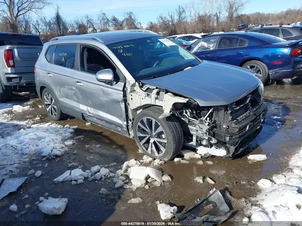 3VVWX7B23NM086679 2022 VOLKSWAGEN TAOS - Image 1