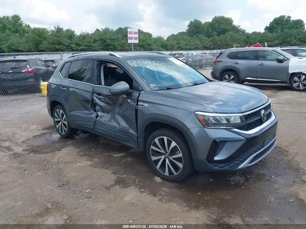 3VVWX7B24NM044456 2022 VOLKSWAGEN TAOS - Image 1