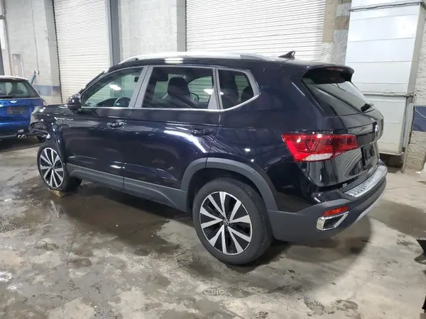3VVWX7B24NM046112 2022 VOLKSWAGEN TAOS - Image 2