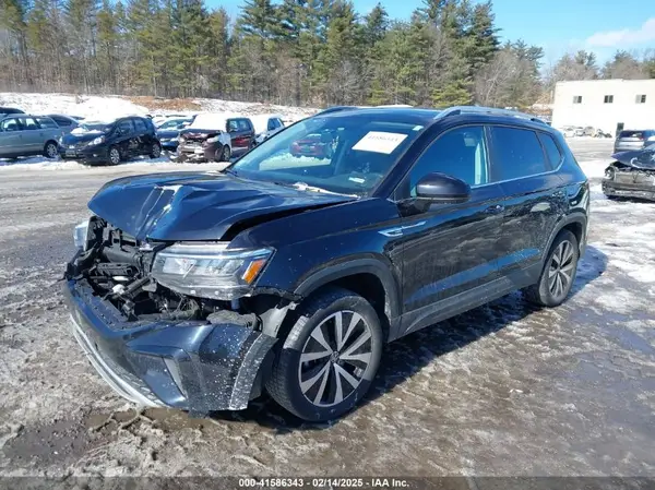 3VVWX7B24NM047938 2022 VOLKSWAGEN TAOS - Image 2