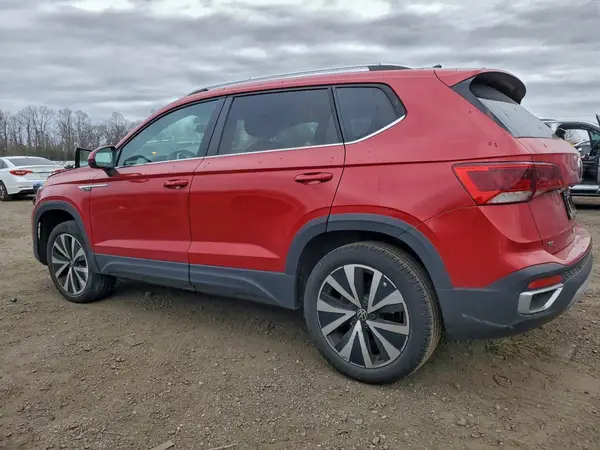 3VVWX7B25NM088093 2022 VOLKSWAGEN TAOS - Image 2