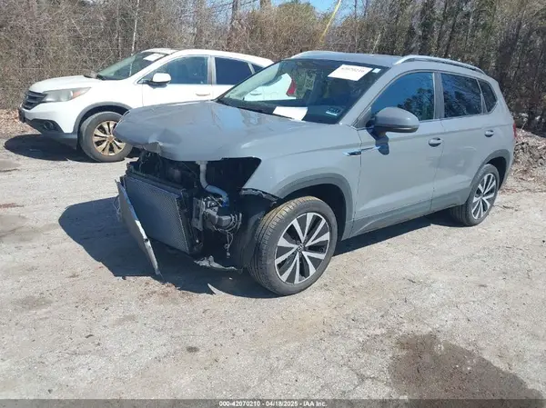 3VVWX7B26NM021440 2022 VOLKSWAGEN TAOS - Image 2