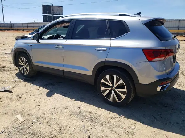 3VVWX7B26NM059654 2022 VOLKSWAGEN TAOS - Image 2