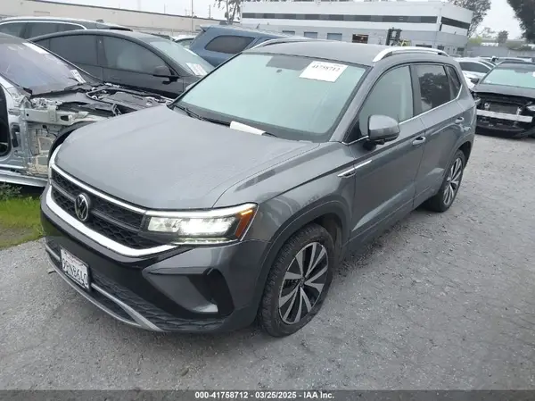 3VVWX7B29NM080739 2022 VOLKSWAGEN TAOS - Image 2