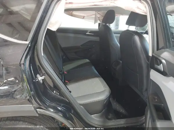 3VVWX7B2XNM046065 2022 VOLKSWAGEN TAOS - Image 8