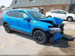 3VVWX7B2XNM061875 2022 VOLKSWAGEN TAOS