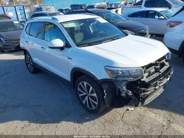 3VVYX7B20NM075521 2022 VOLKSWAGEN TAOS - Image 1