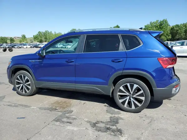 3VVYX7B23NM021761 2022 VOLKSWAGEN TAOS - Image 2